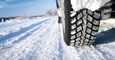 Comment puis-je savoir si ce sont des pneus neige